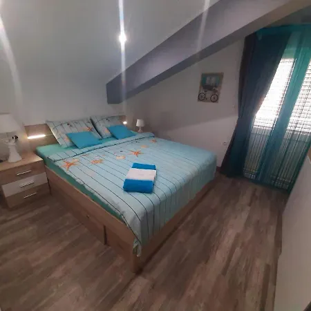 Anna Apartment