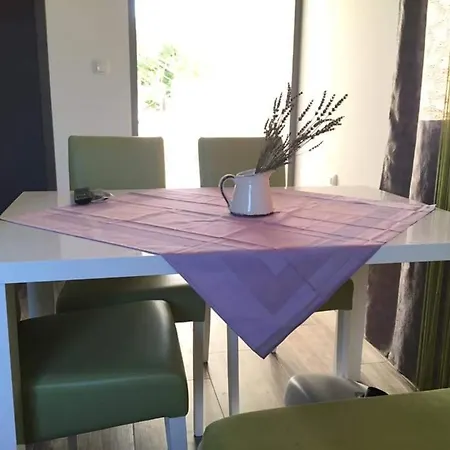 Anna Apartment