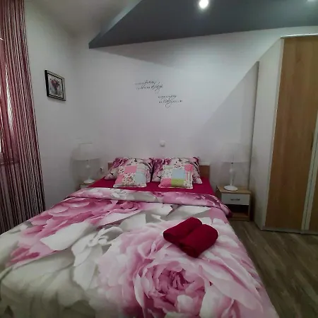 Апартаменты Anna Ражанац