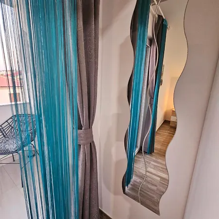 Anna Apartman *