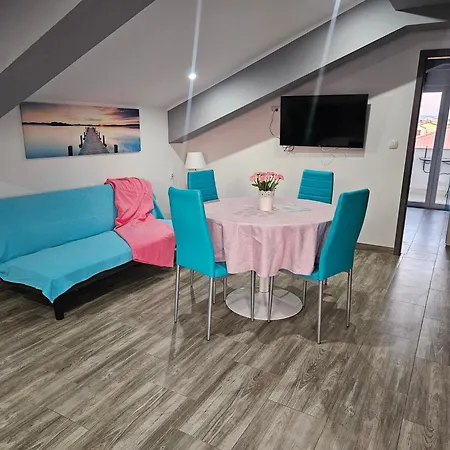 Anna Apartman Ražanac