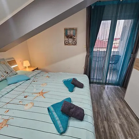 Anna Apartman